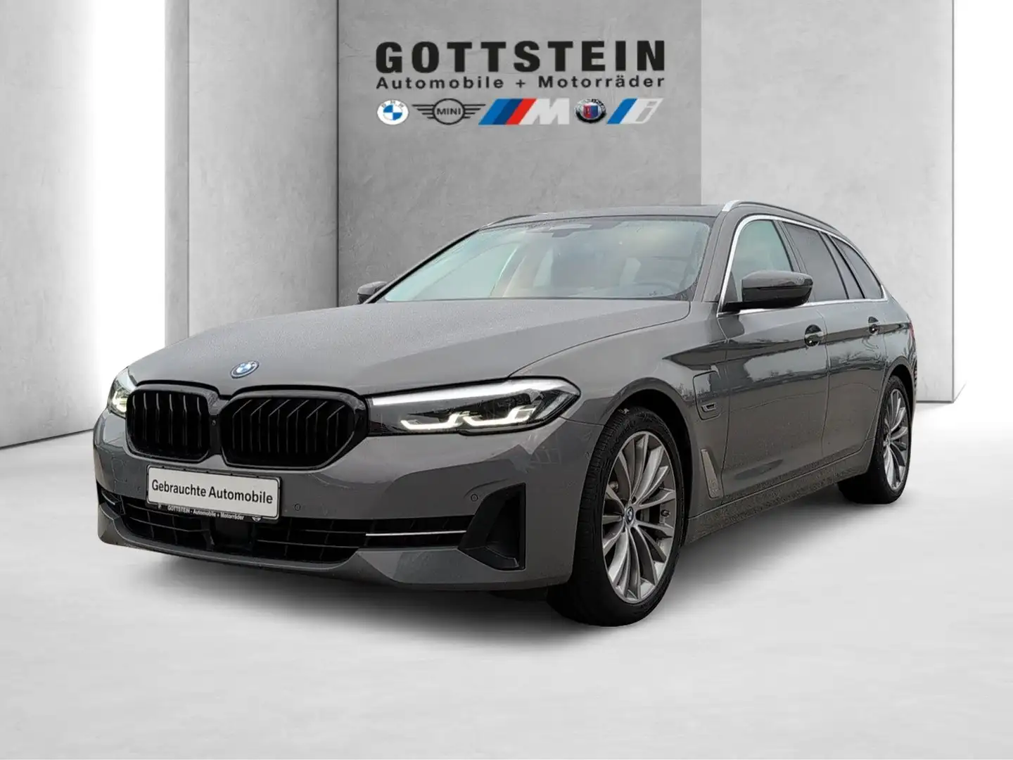 BMW 530 e Touring Aut. Grau - 2