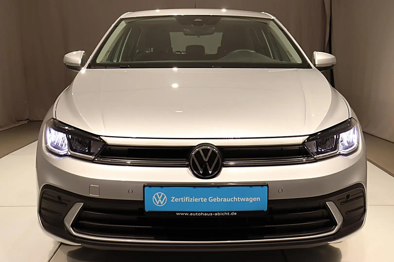 Volkswagen Polo Life 1.0 Sitzheizung Ganzjahresreifen Anschlussgar Argento - 2