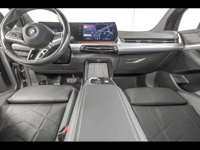 BMW 2 Series view 7