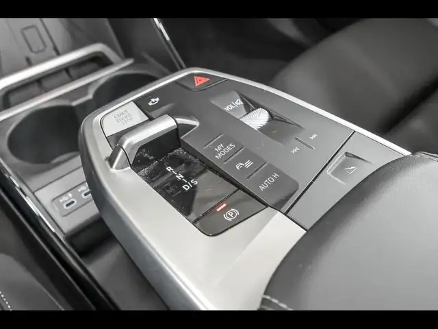 BMW 2 Series view 11