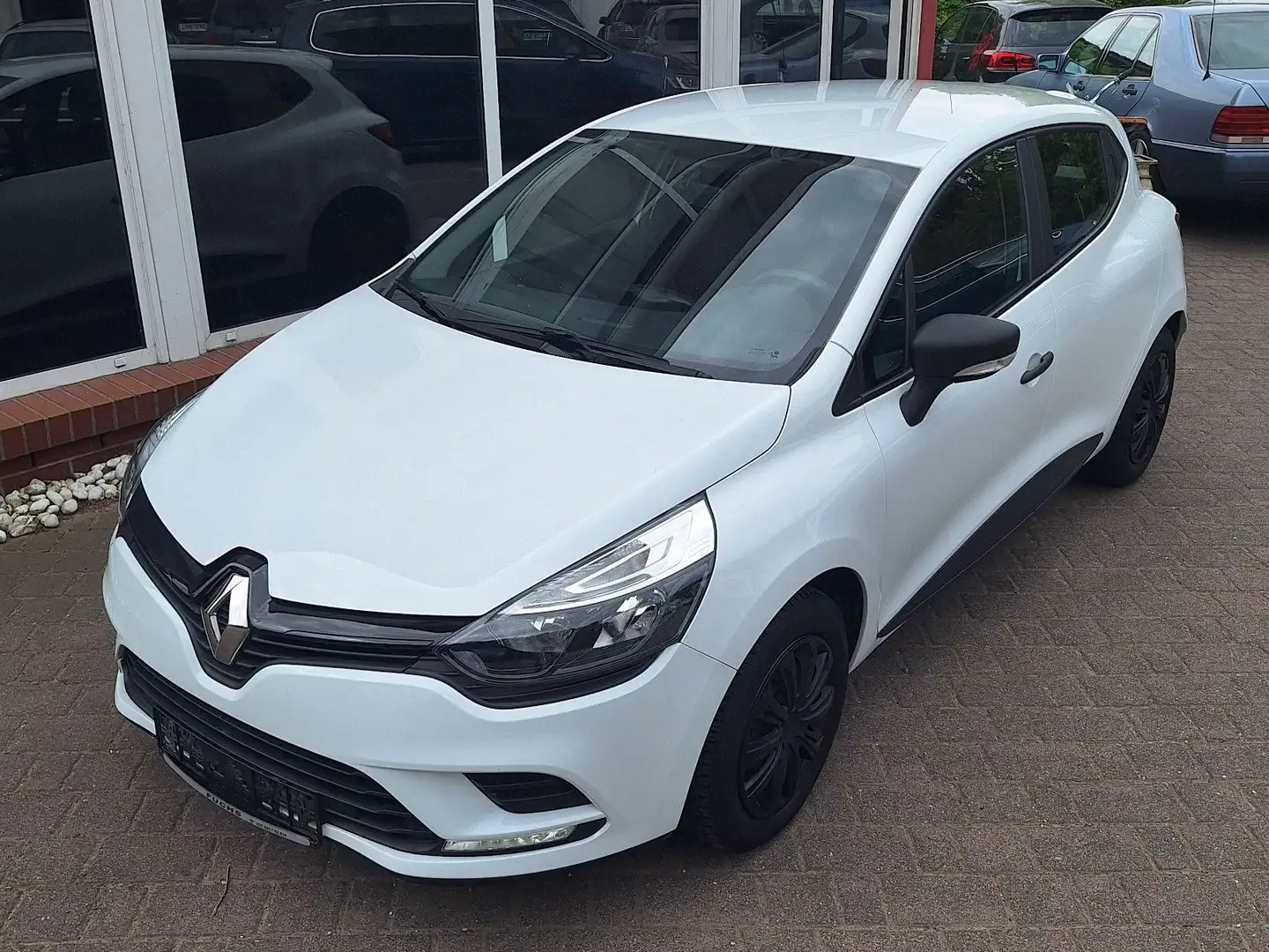 Renault Clio IV Life Klima Navi Tempomat Blanc - 2