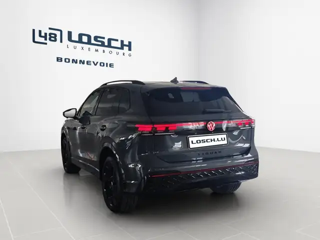 Volkswagen Tiguan view 7