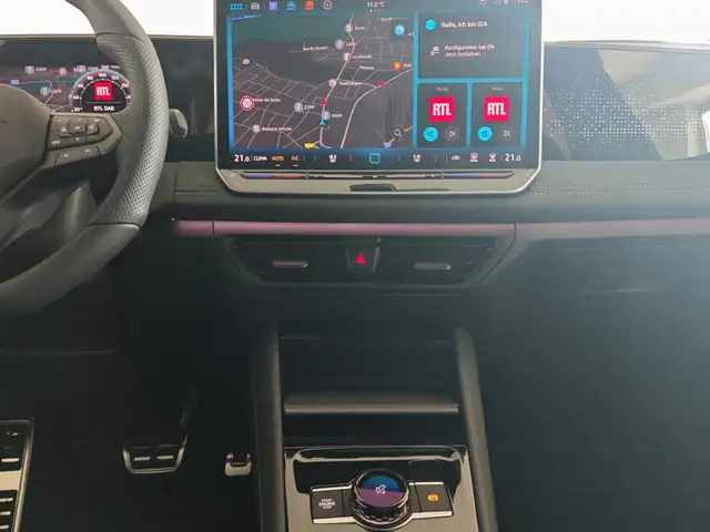 Volkswagen Tiguan view 12