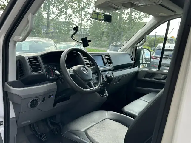 Volkswagen Crafter view 9