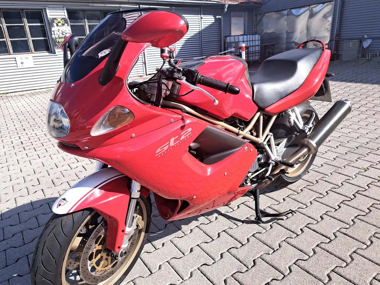 Ducati ST 2 Rood - 1