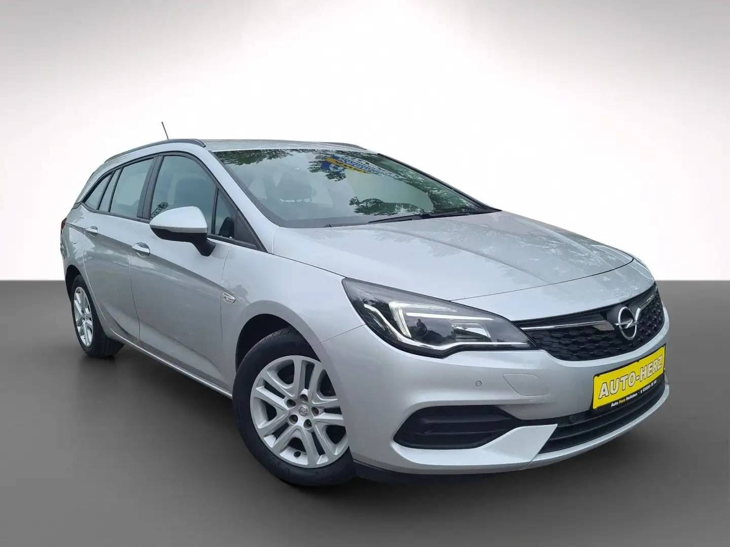 Opel Astra K Sports Tourer Sitz&Lenkradh+PDC+Klimaaut Silber - 1