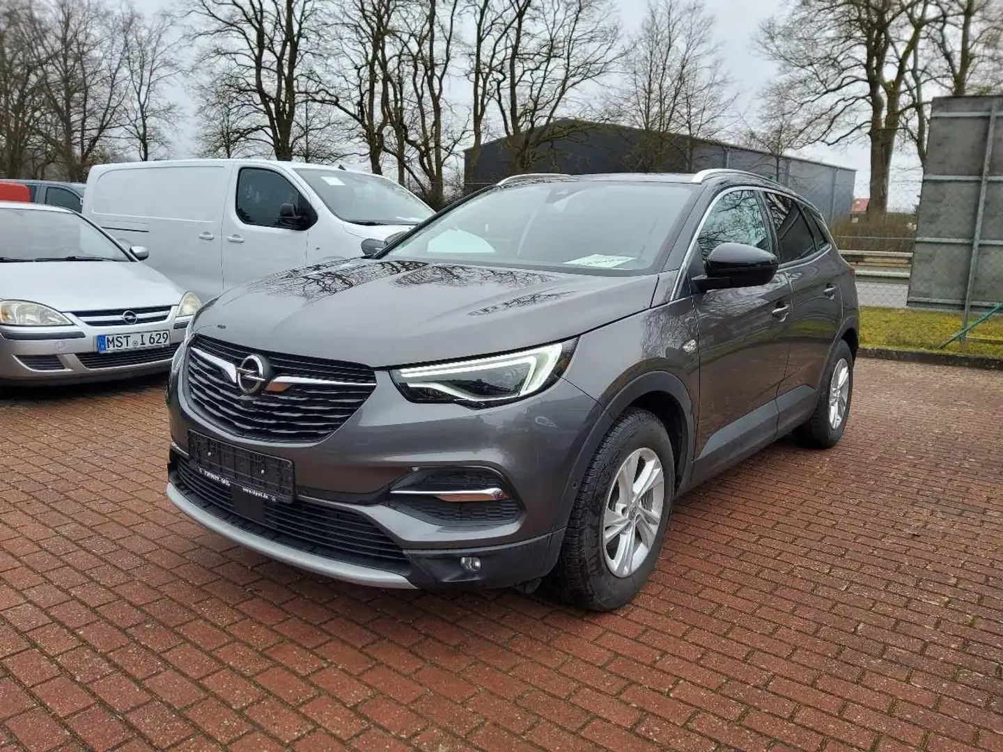 Opel Grandland X 1.5 D[Euro6d] S/S AT Ultimate Grijs - 1