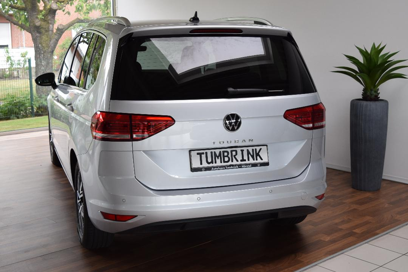 Volkswagen Touran Highline TSI DSG AHK Navi Kamera ACC — photo 7