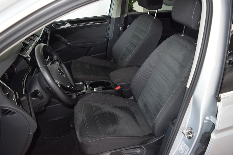 Volkswagen Touran Highline TSI DSG AHK Navi Kamera ACC — photo 10