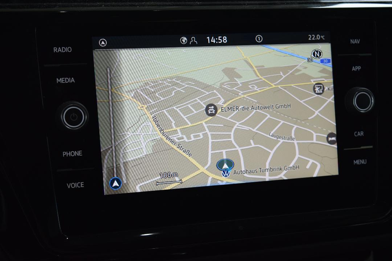 Volkswagen Touran Highline TSI DSG AHK Navi Kamera ACC — photo 15