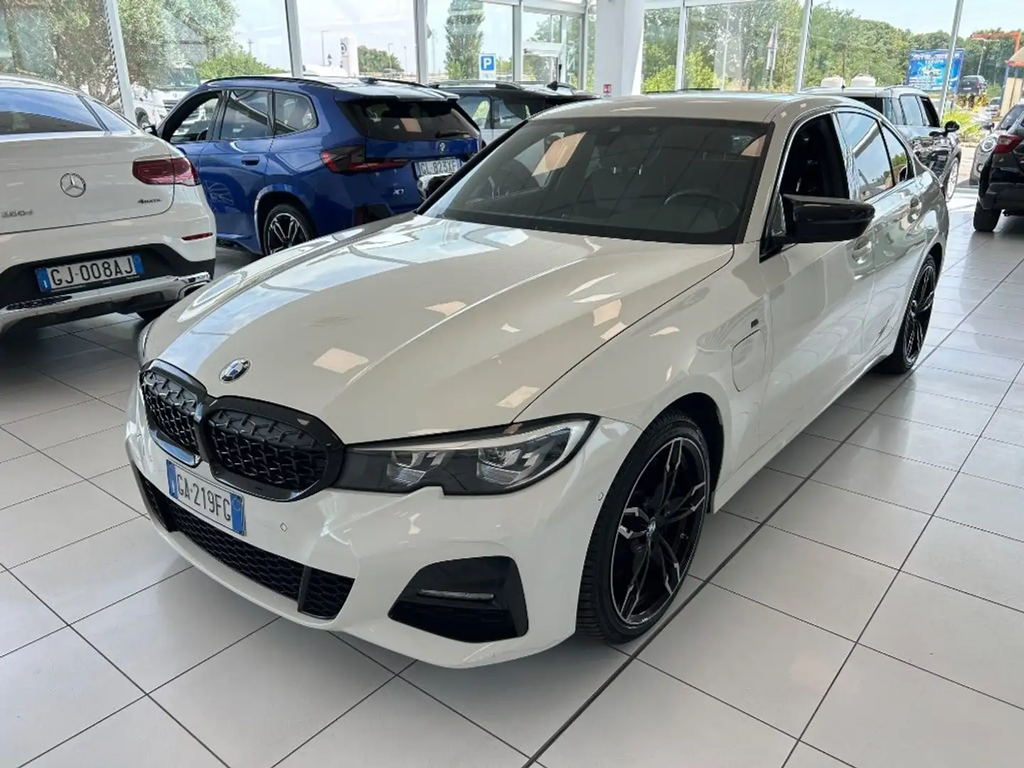 BMW 330 e Msport Auto Bianco - 1