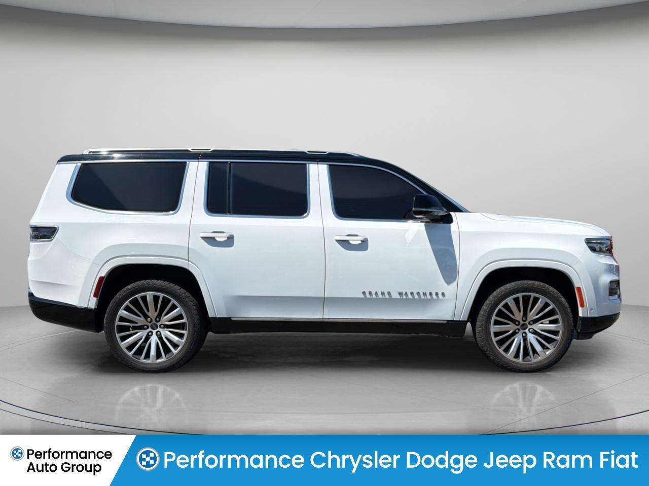 2023 Jeep Grand Wagoneer