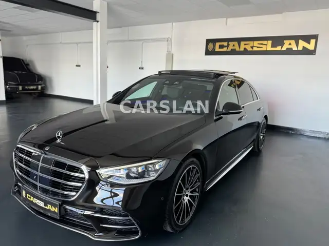 Mercedes-Benz S-Class view 4