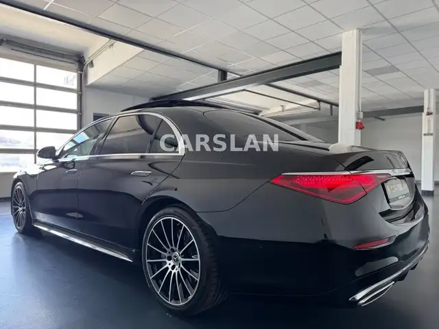 Mercedes-Benz S-Class view 13