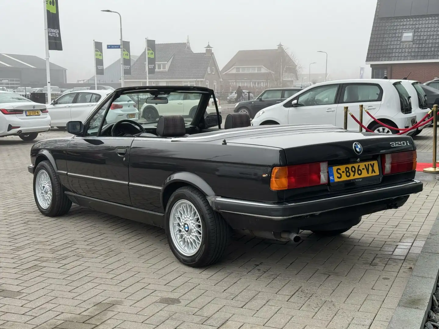 BMW 320 3-serie Cabrio 320i | E30 | Airco | El. ramen Negru - 2