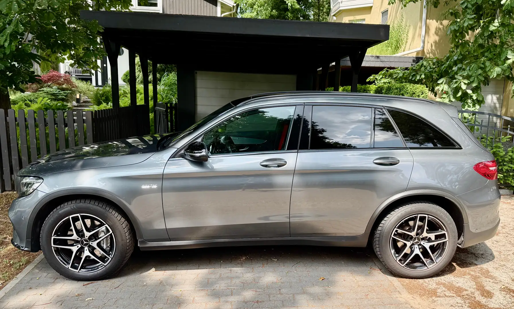Mercedes-Benz GLC 43 AMG AMG GLC 43 4Matic BURMESTER AIR BODY CONTROL Grau - 2