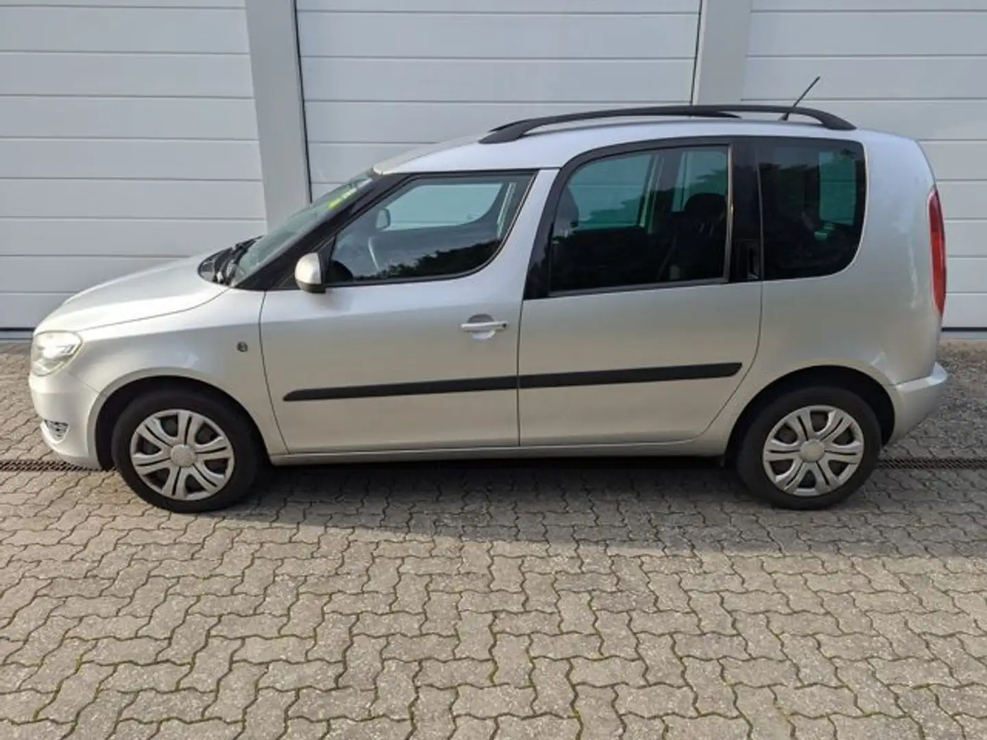 Skoda Roomster Ambition Plus Edition*Automatik*Klima* Argintiu - 2