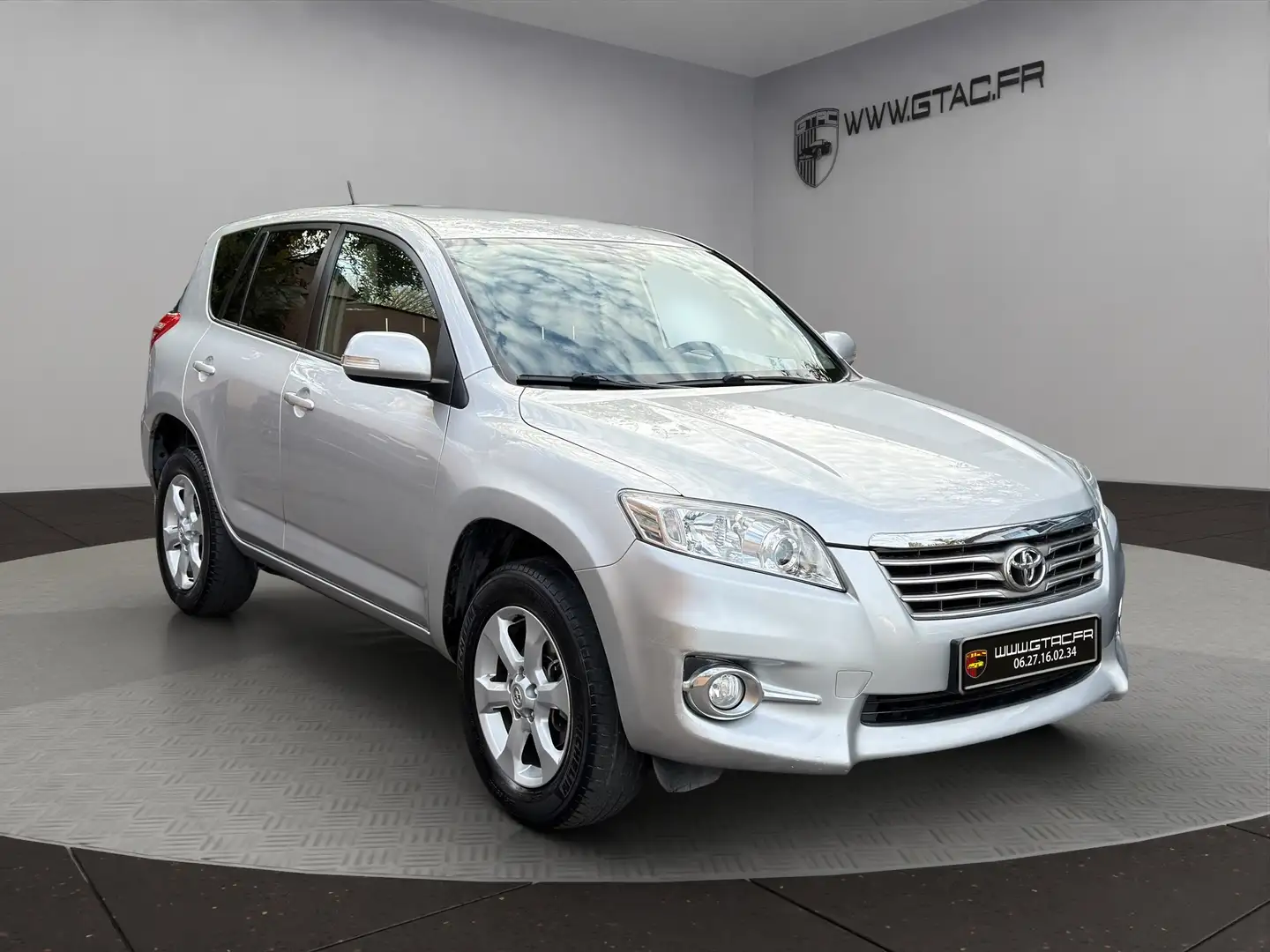 Toyota RAV 4 RAV4 150 D-4D 4WD CROSSOVER Zilver - 1