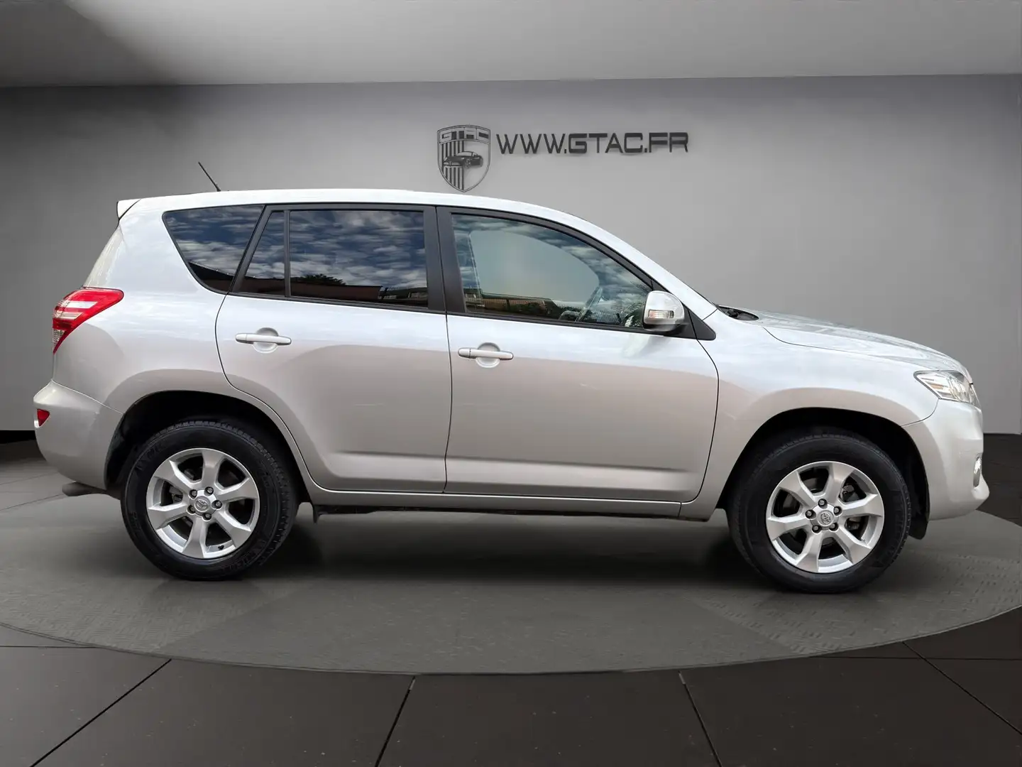 Toyota RAV 4 RAV4 150 D-4D 4WD CROSSOVER Zilver - 2