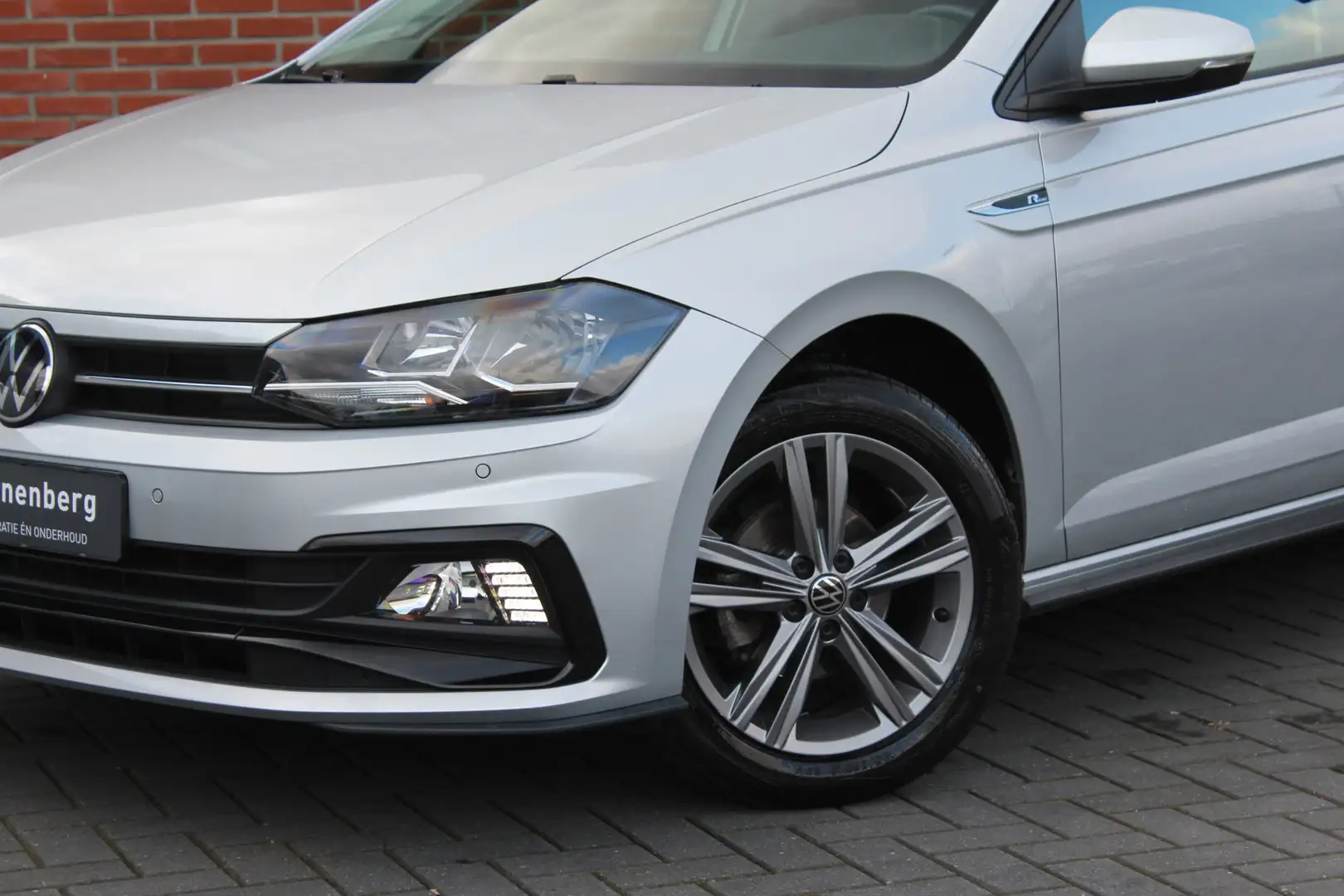 Volkswagen Polo 1.0 TSI R-Line Edition | ACC | Carplay | Grijs - 2