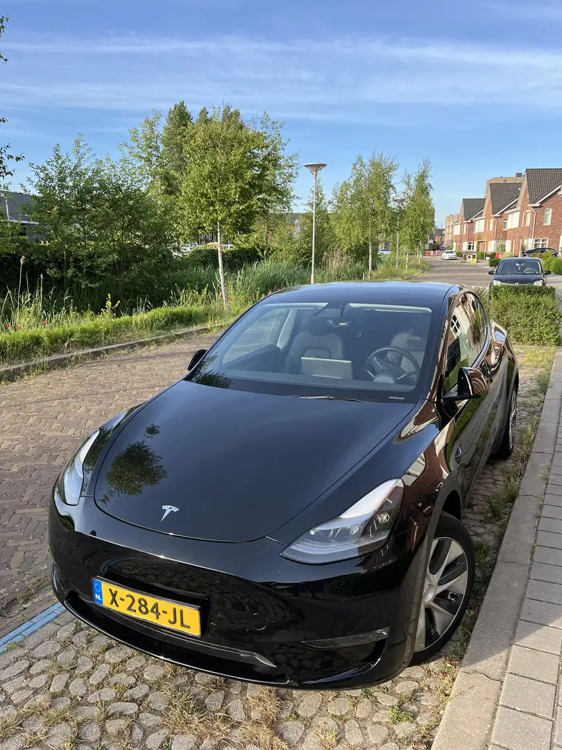 Tesla Model Y Long Range AWD 75kWh Negro - 2