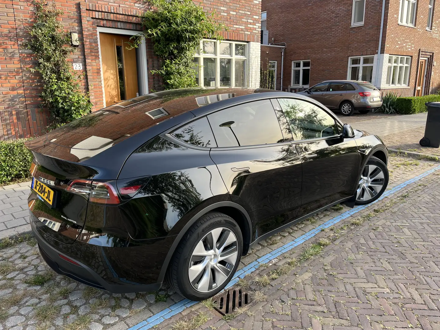 Tesla Model Y Long Range AWD 75kWh Negro - 1