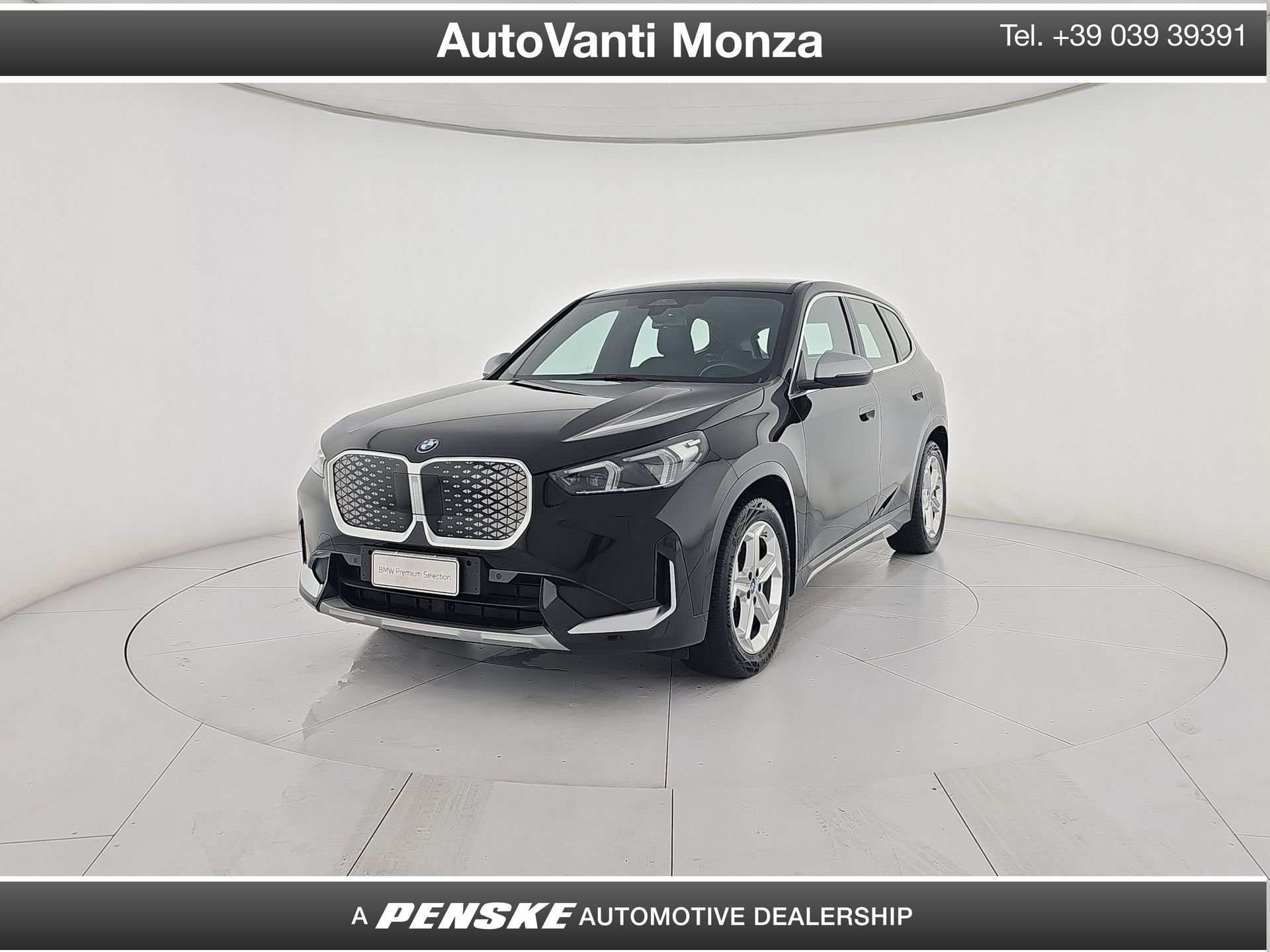 BMW iX1