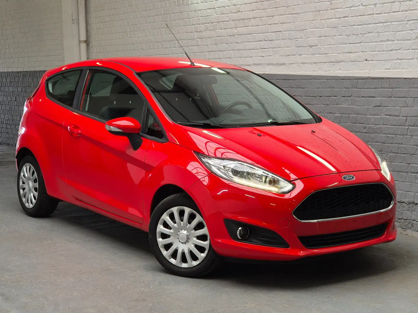Ford Fiesta Fiesta 1.0i Trend-34.000km !!!- Superbe-Garantie Rouge - 1