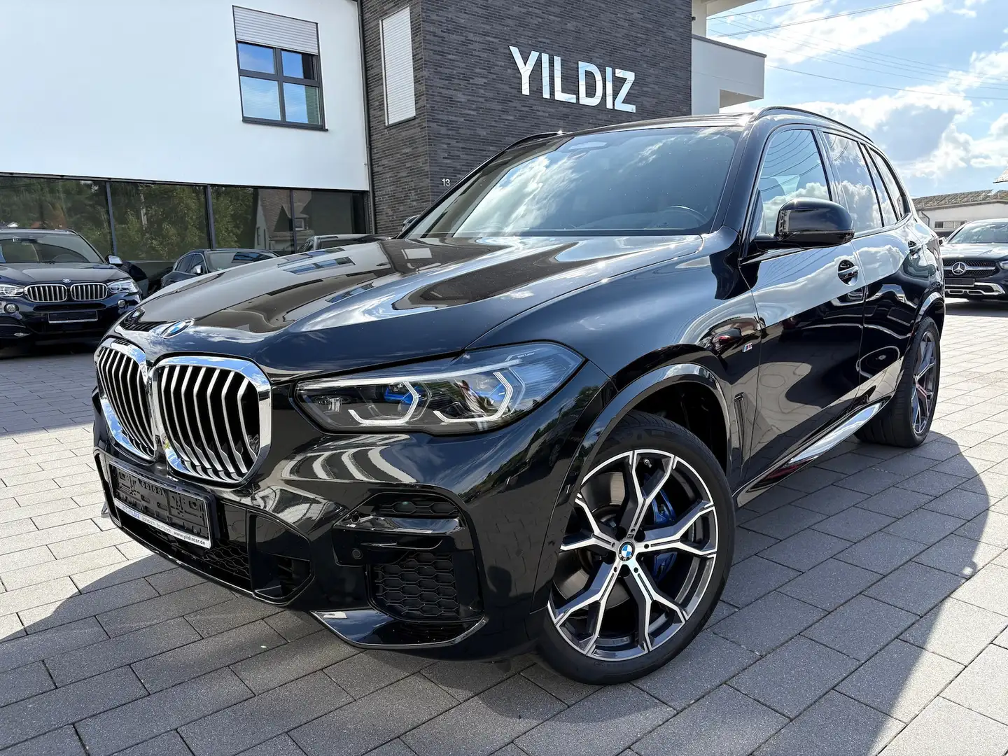 BMW X5 40d xDrive M-SPORTPAKET PANO LASER SOFTCLOSE Black - 1