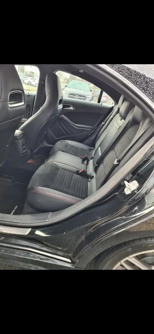 Mercedes-Benz CLA 220 CLA 220 d 4MATIC Schwarz - 2