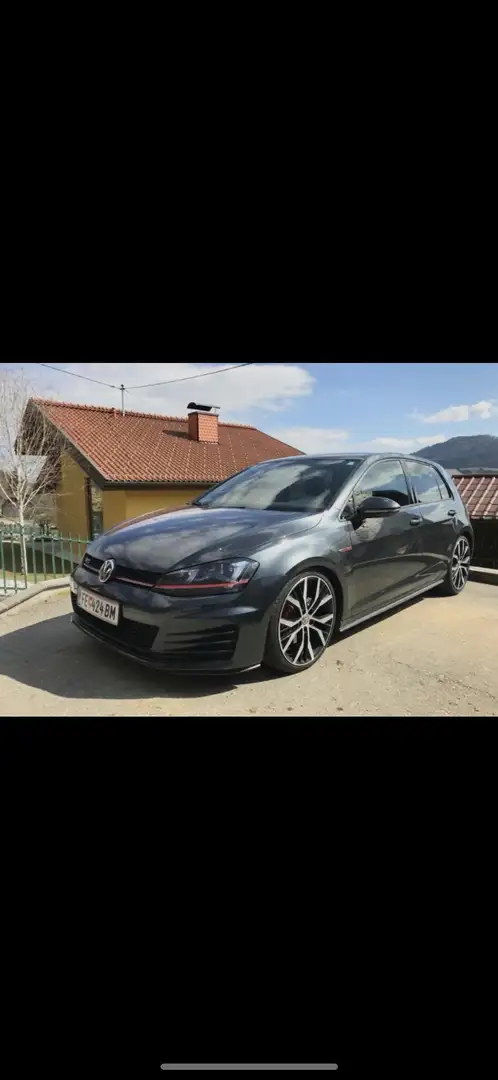 Volkswagen Golf GTI 2,0 TSI - 1
