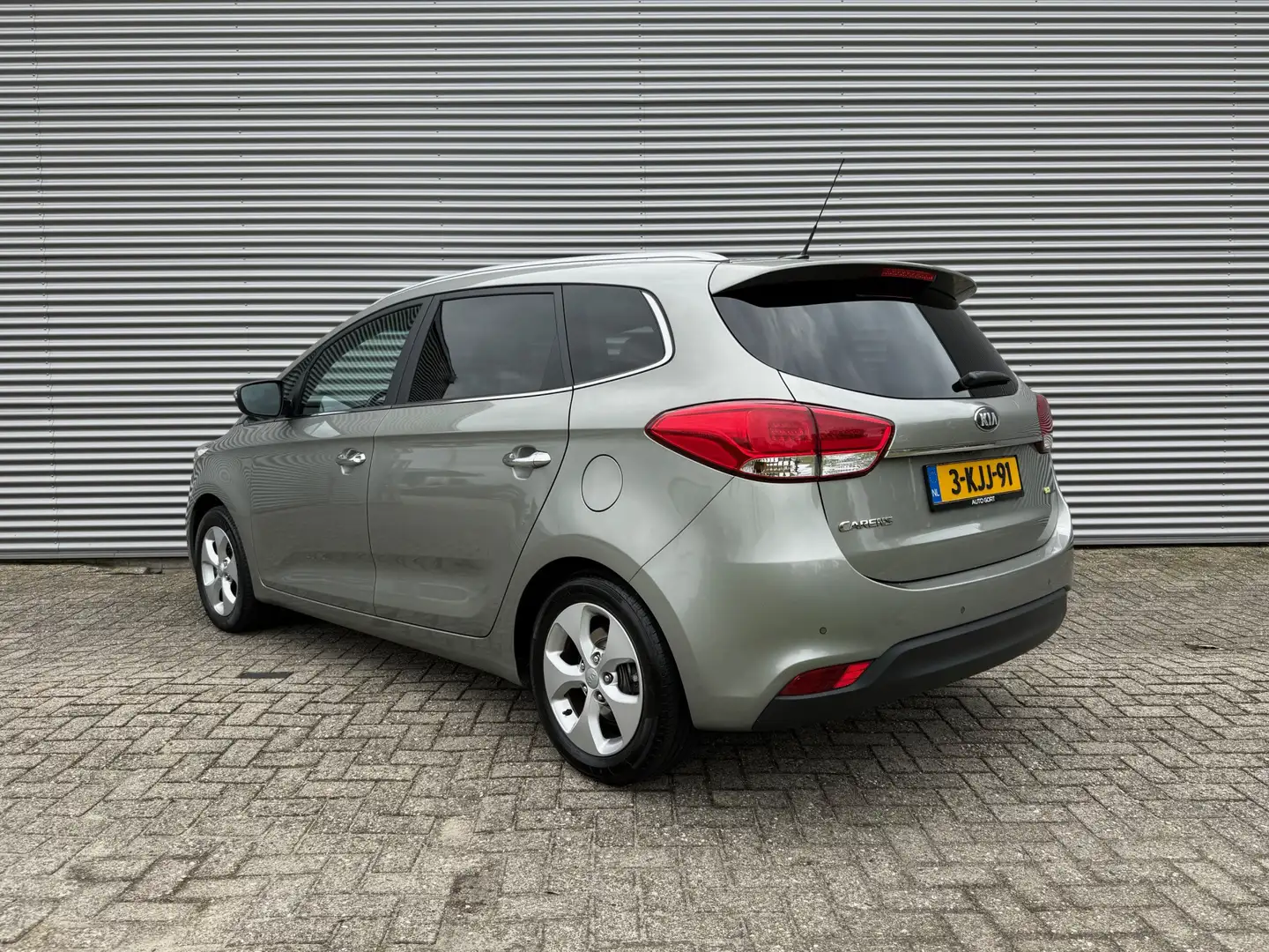 Kia Carens 1.6 GDi Business Pack | 7 Persoons | Climate contr Grijs - 2