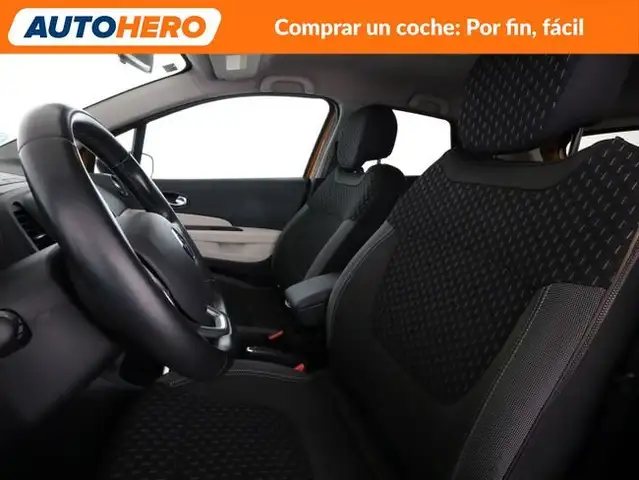 Renault Captur view 11