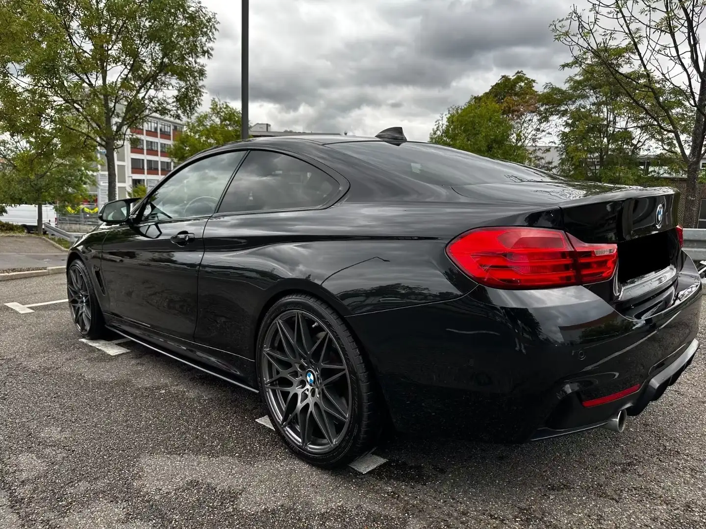 BMW 435 435 i Schwarz - 2