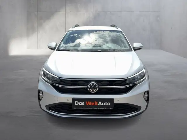 Volkswagen Taigo view 8