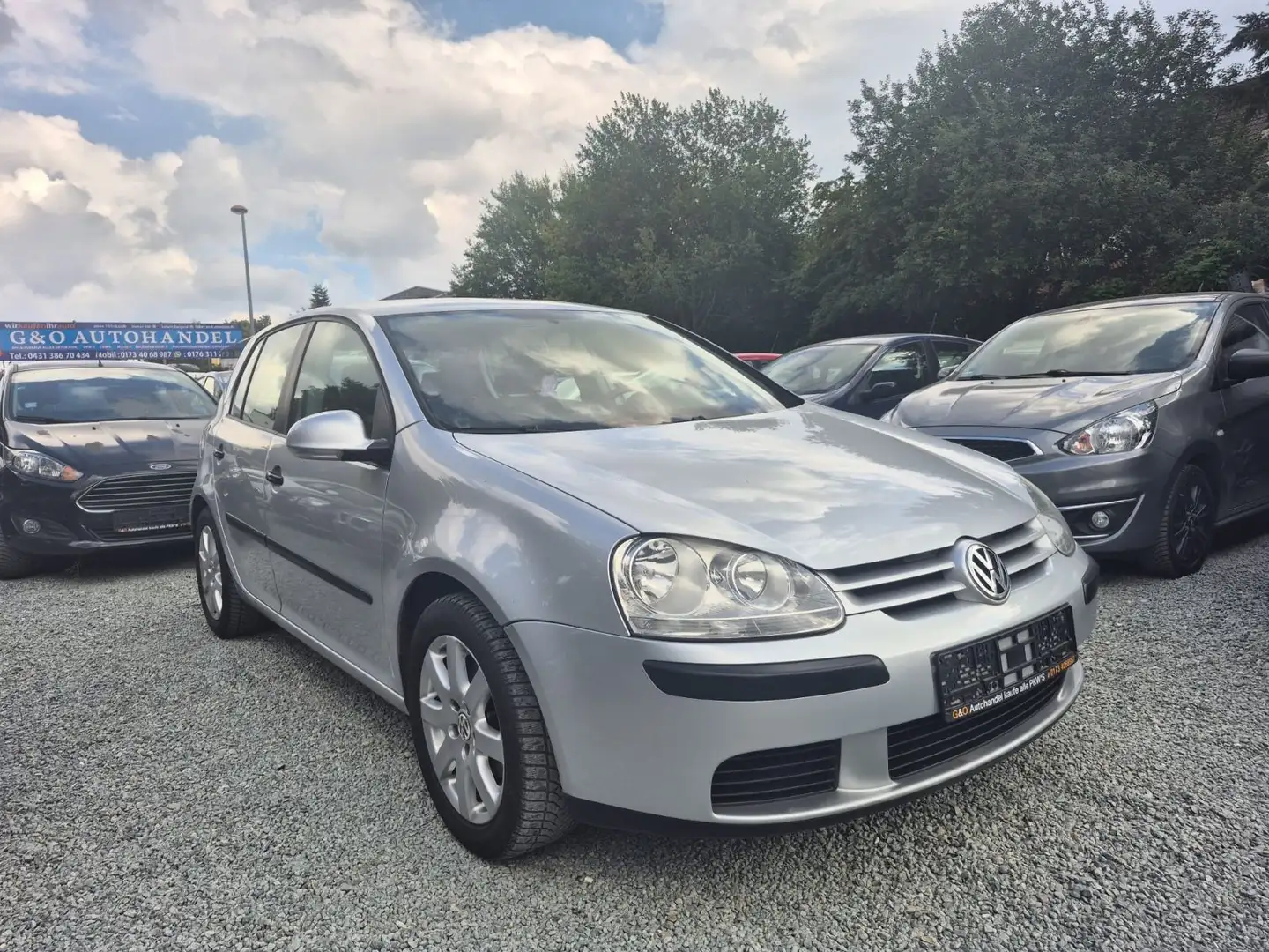 Volkswagen Golf 1.6 Comfortline*Automatik* TÜV Neu*klima* Argent - 1