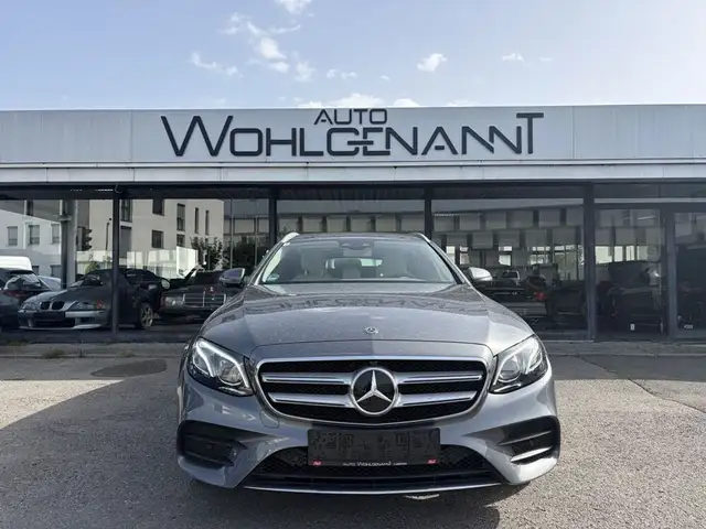 Mercedes-Benz 220 E d 4Matic Austria Edition (213.205)