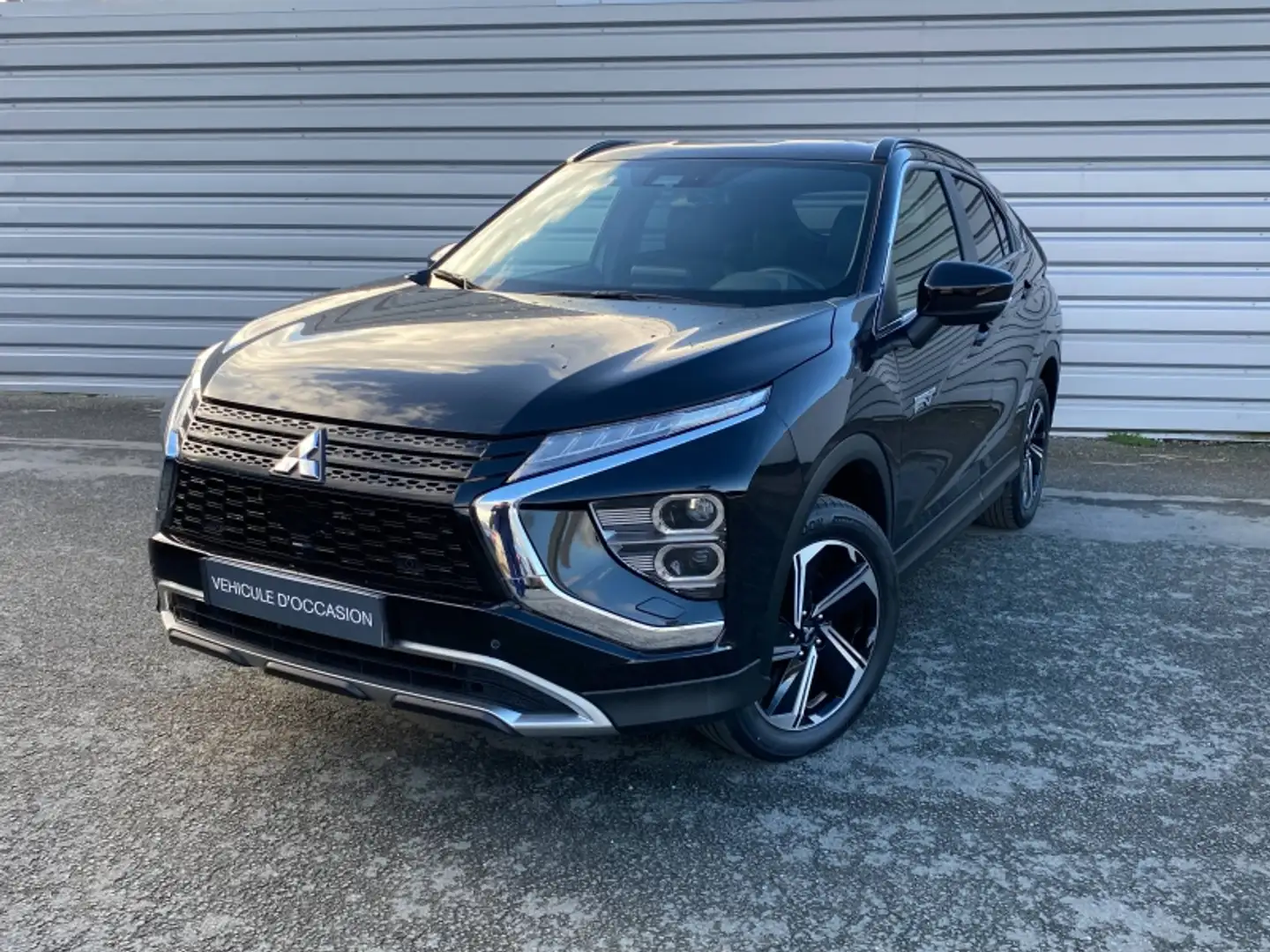 Mitsubishi Eclipse Cross 2.4 MIVEC PHEV 188ch Business 4WD Noir - 1