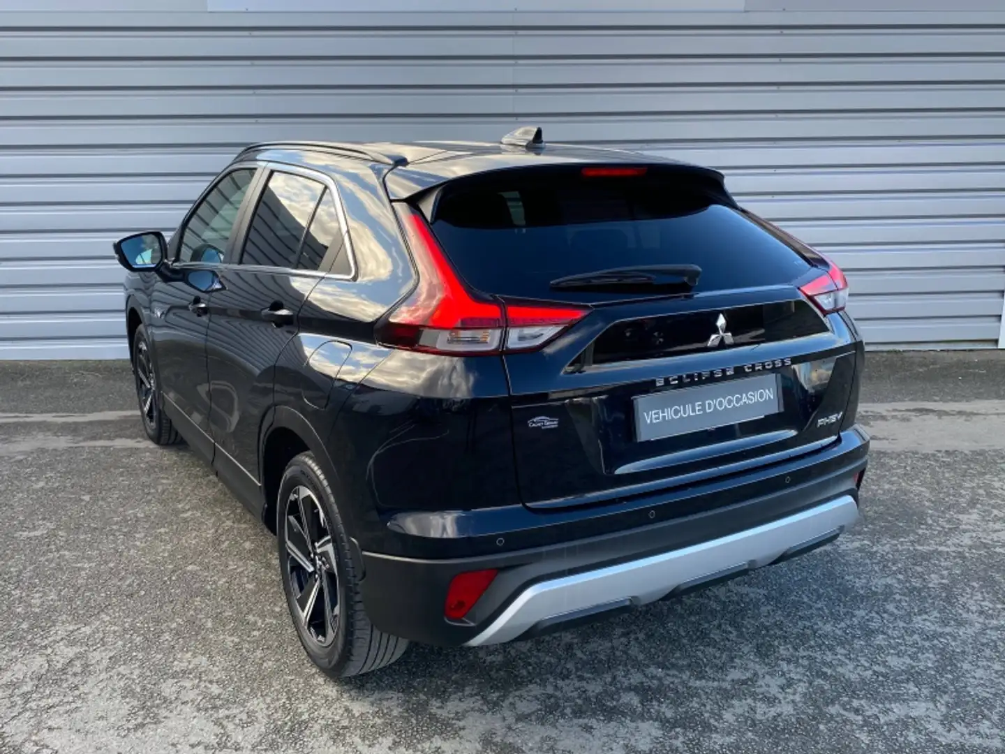 Mitsubishi Eclipse Cross 2.4 MIVEC PHEV 188ch Business 4WD Noir - 2