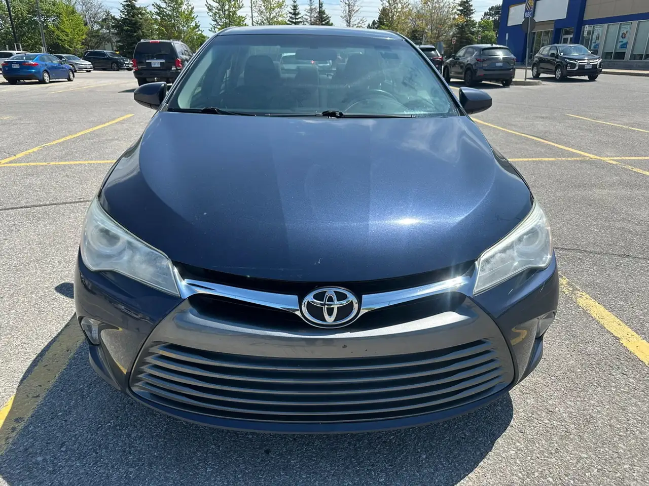 Toyota Camry снимка Toyota Camry