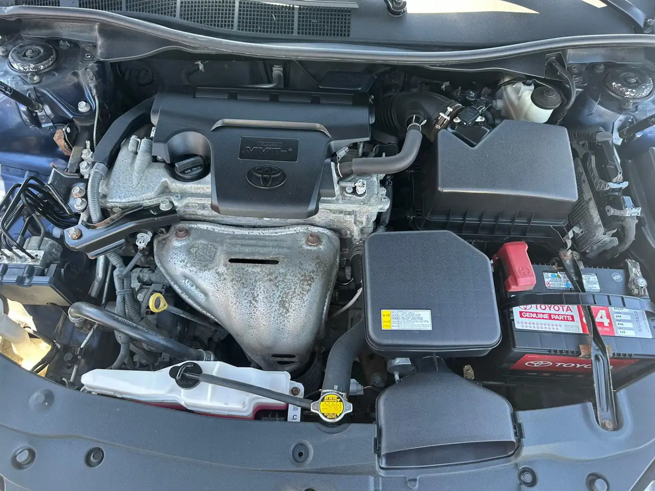 Toyota Camry снимка Toyota Camry