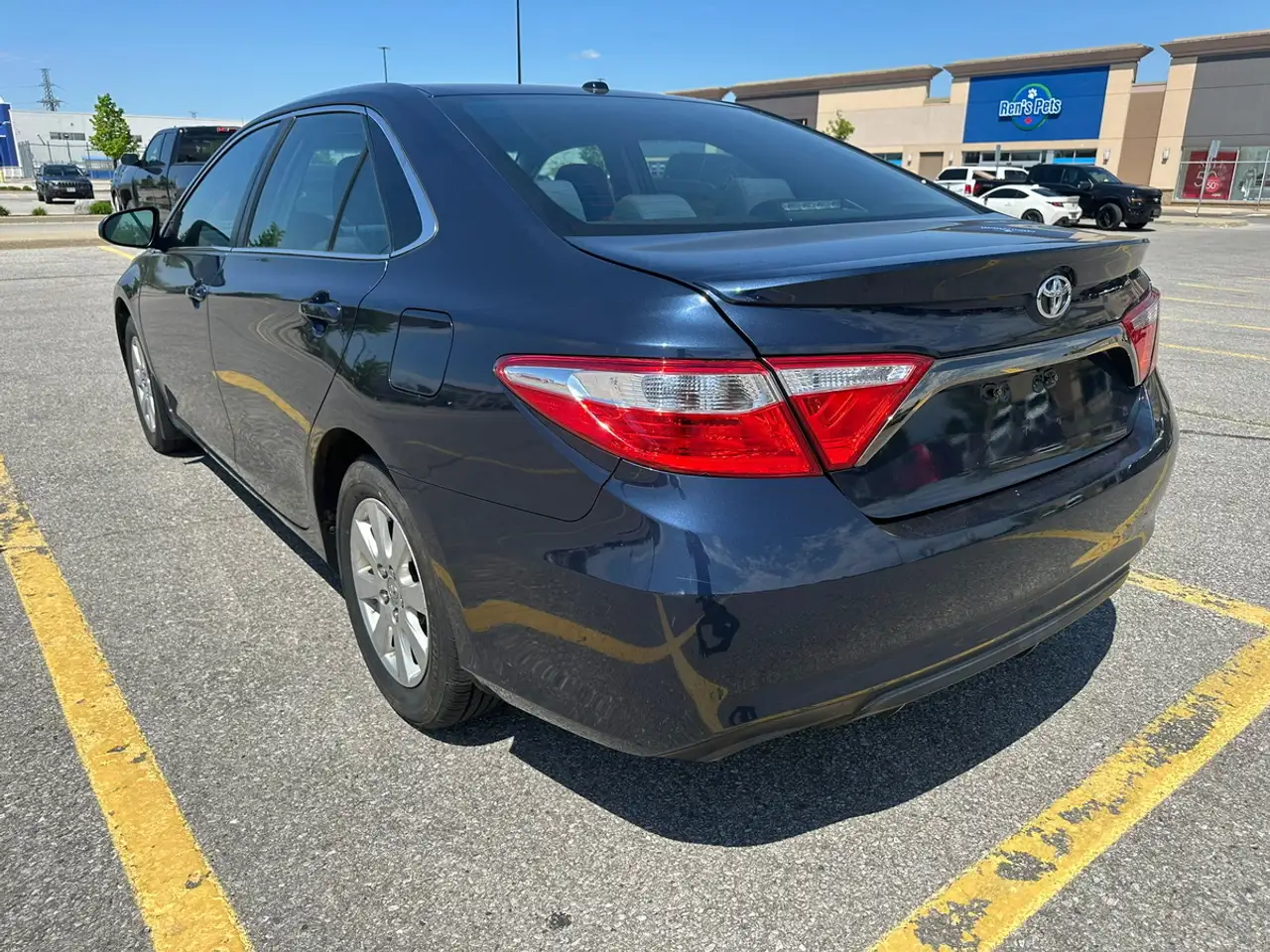 Toyota Camry снимка Toyota Camry