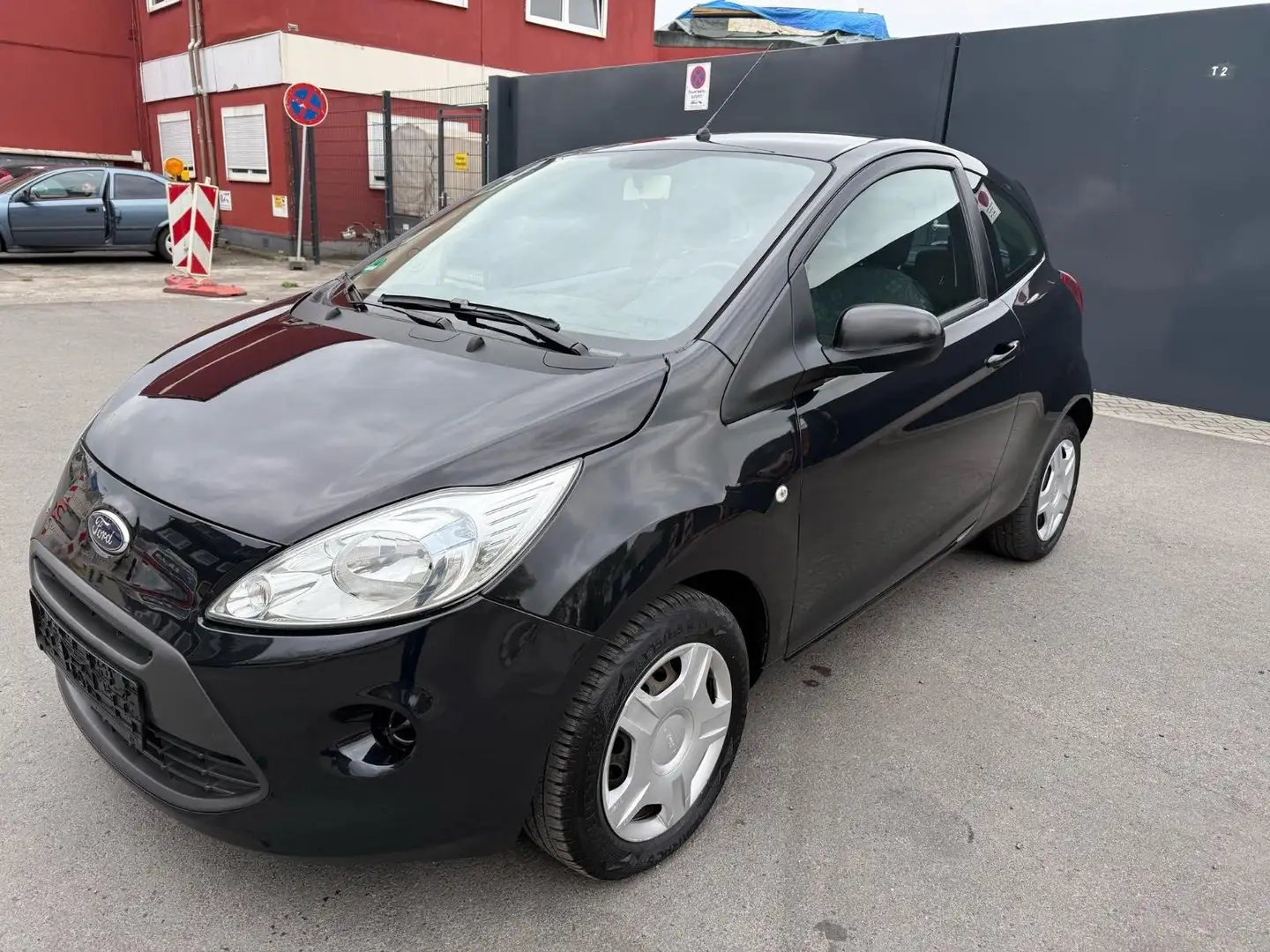 Ford Ka/Ka+ Ka 1.2 Titanium Чорний - 1