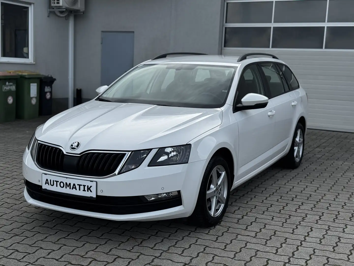 Skoda Octavia 110Kw 2.0 TDI DSG Sport Netto 7666 ACC Apple Car - 1