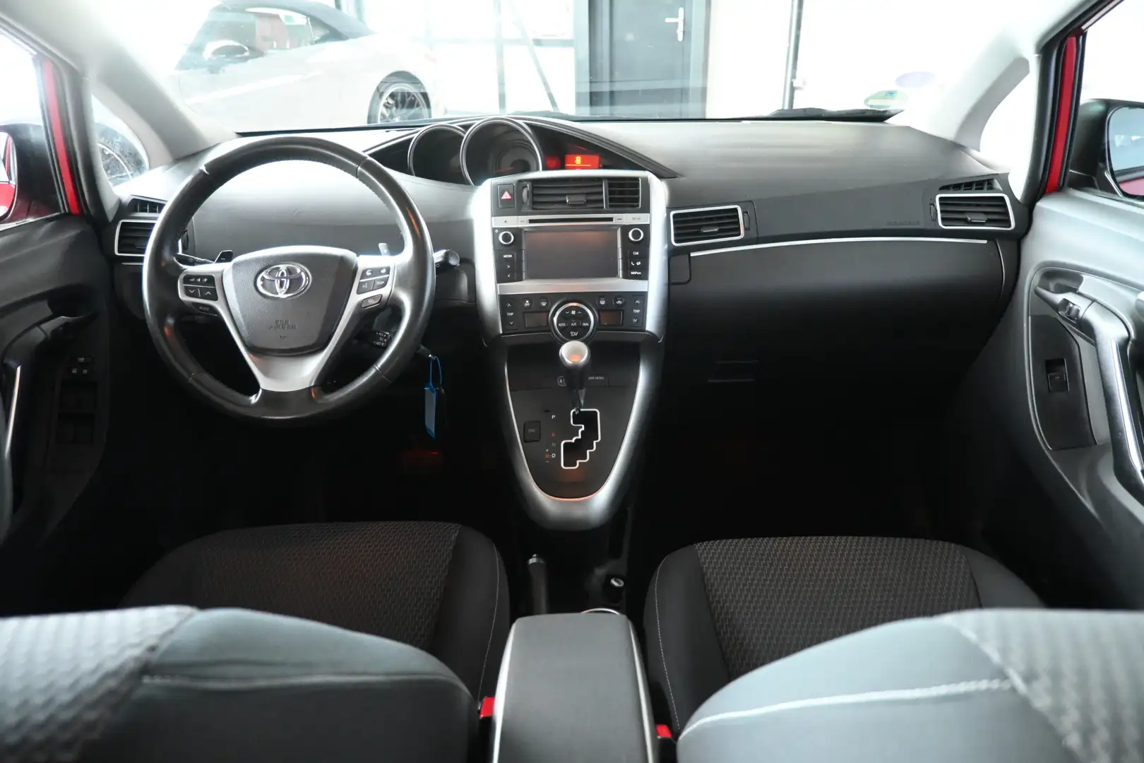 Toyota Verso 1.8 VVT-i Business Automaat Clima Navigatie Cruise Červená - 2