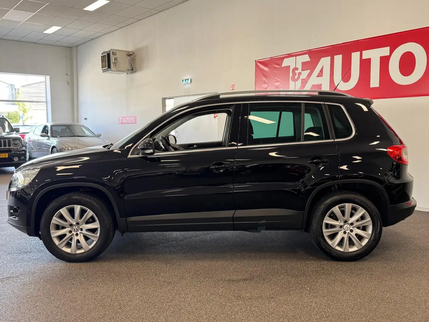 Volkswagen Tiguan 1.4 TSI 4Motion CAR-PLAY, ECC AIRCO, CRUISE, ELEC Zwart - 2