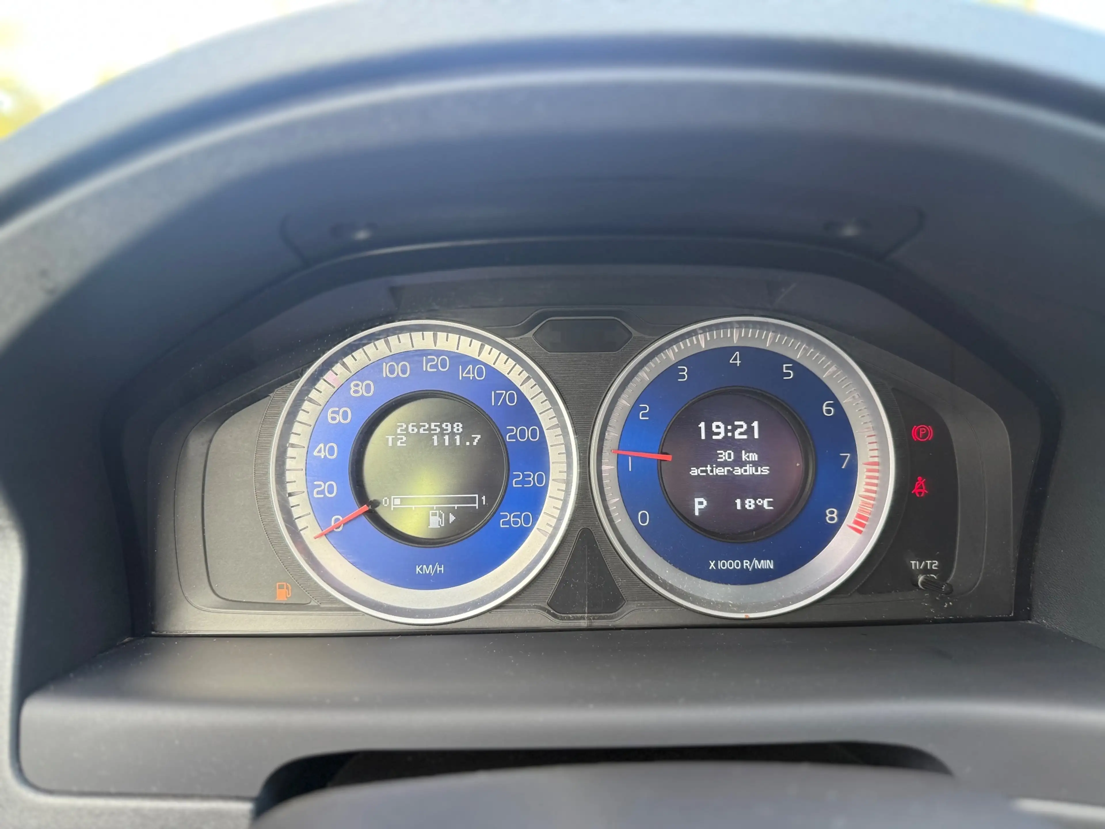 Volvo V70 2.0T R-Edition AUTOMAAT AIRCO CRUISE PDC TREKHAAK — photo 11