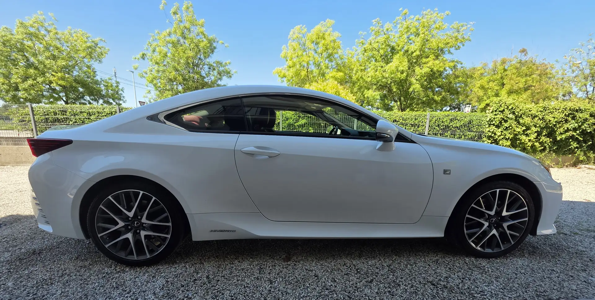 Lexus RC 300h RC 300h 2.5 F-Sport cvt Weiß - 1