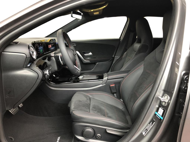 Mercedes-Benz A 180 AMG+MBUX+Night+Wide+Cam+LED+Navi+AUT+Keyl — photo 7