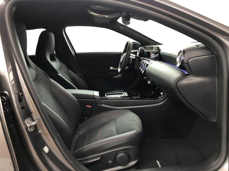 Mercedes-Benz A 180 AMG+MBUX+Night+Wide+Cam+LED+Navi+AUT+Keyl — photo 5